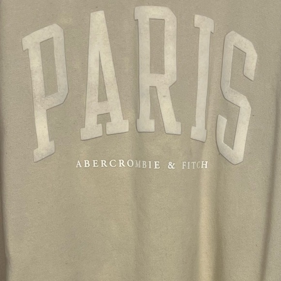 NWT Ambercrombie & Fitch soft collection Paris sweatshirt. - Picture 2 of 3